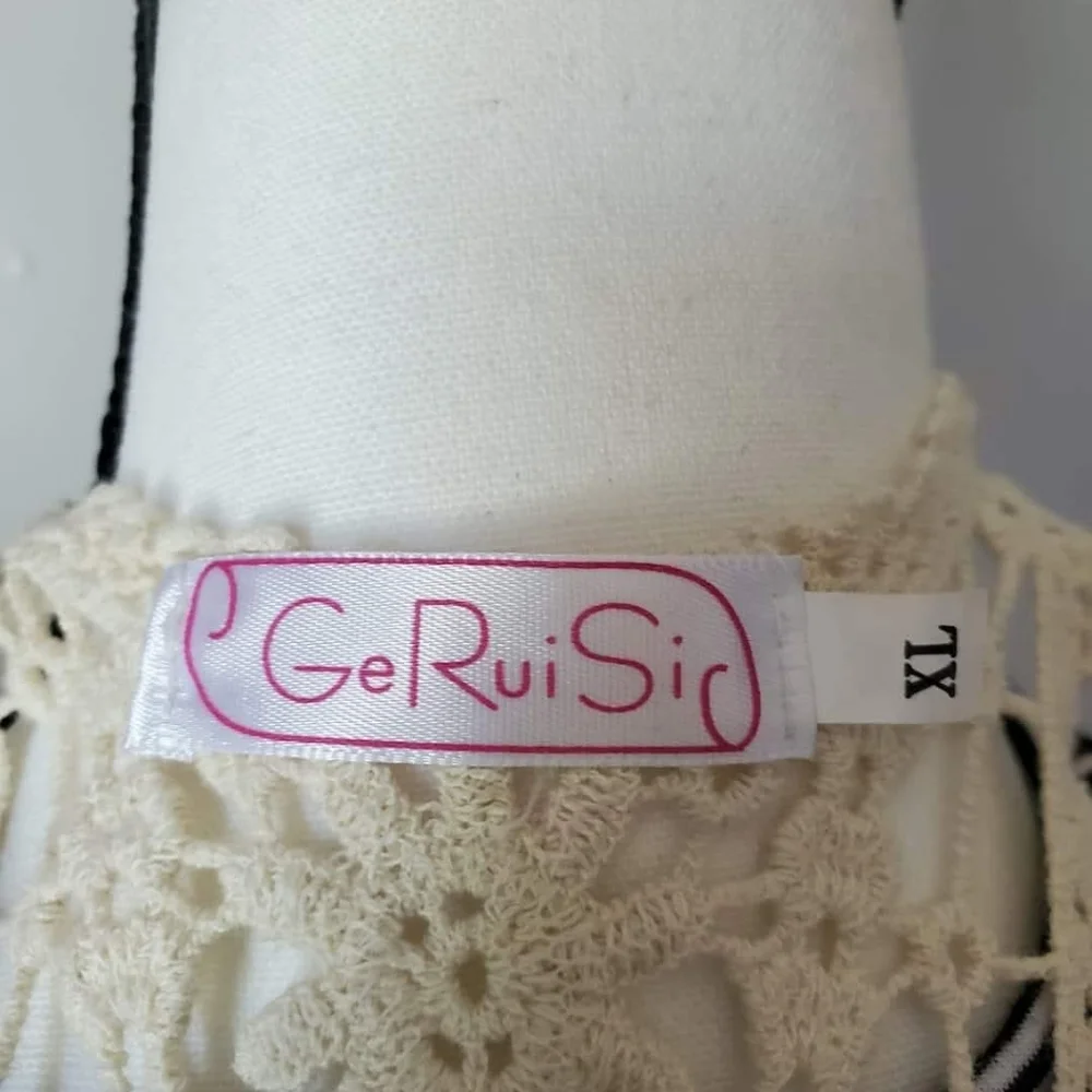 Ge Rui Si Tank Top - Picture 5 of 5